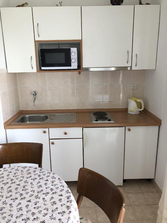 Apartments And Rooms With Parking Space Tucepi, Makarska - 6901 Exterior foto