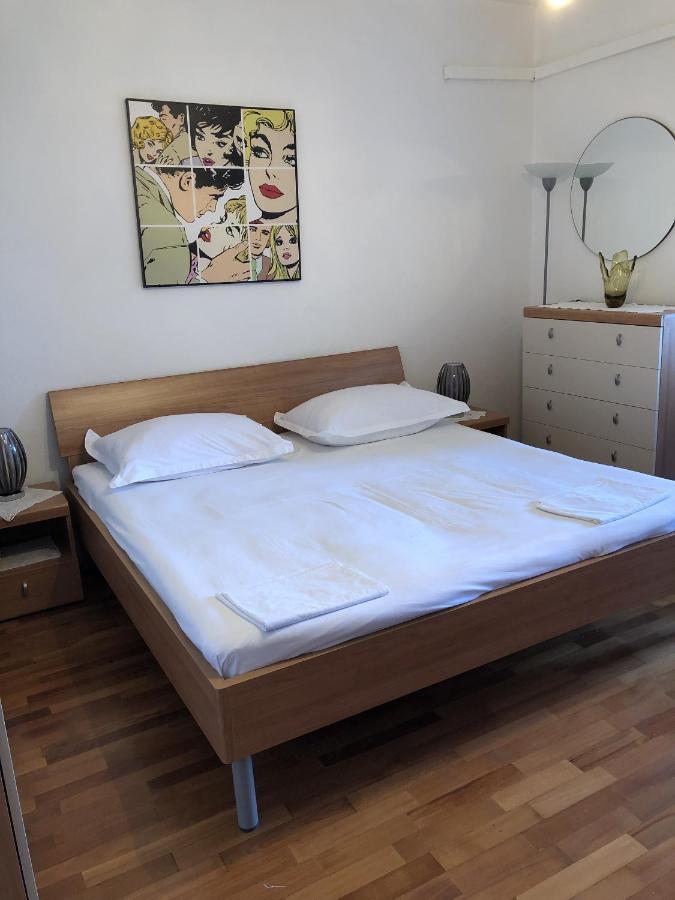 Apartments And Rooms With Parking Space Tucepi, Makarska - 6901 Exterior foto