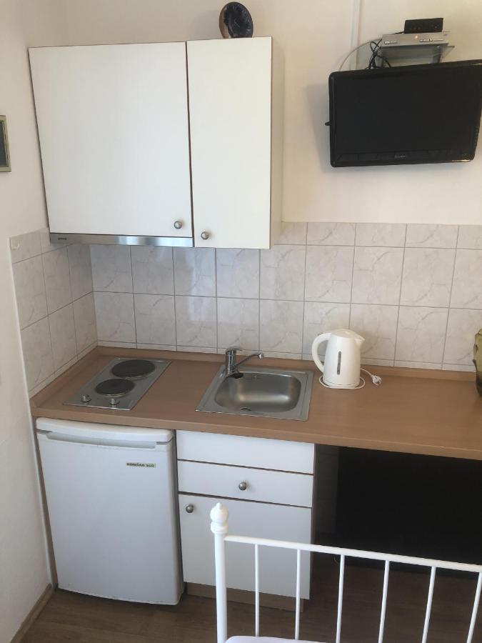 Apartments And Rooms With Parking Space Tucepi, Makarska - 6901 Exterior foto