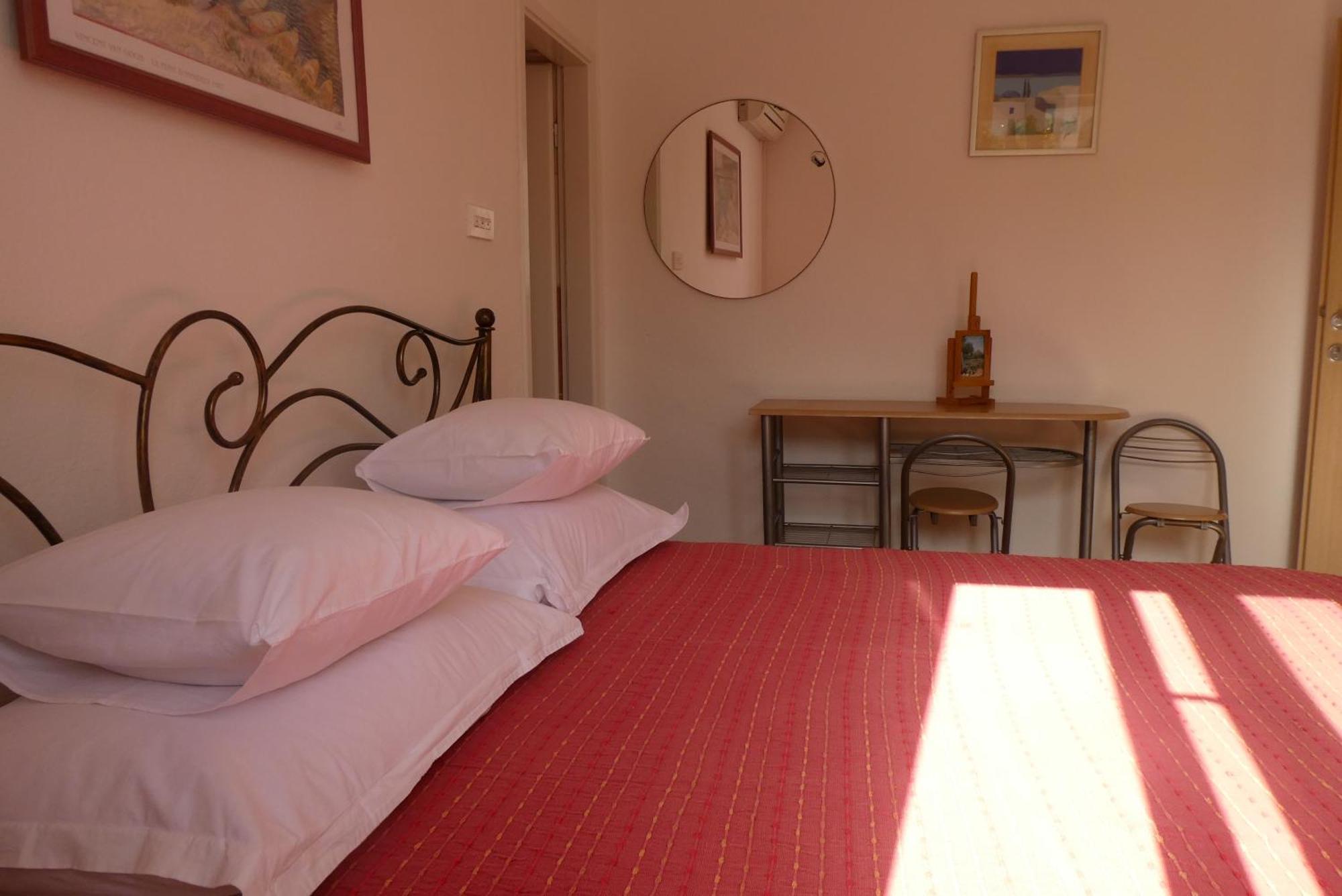 Apartments And Rooms With Parking Space Tucepi, Makarska - 6901 Quarto foto